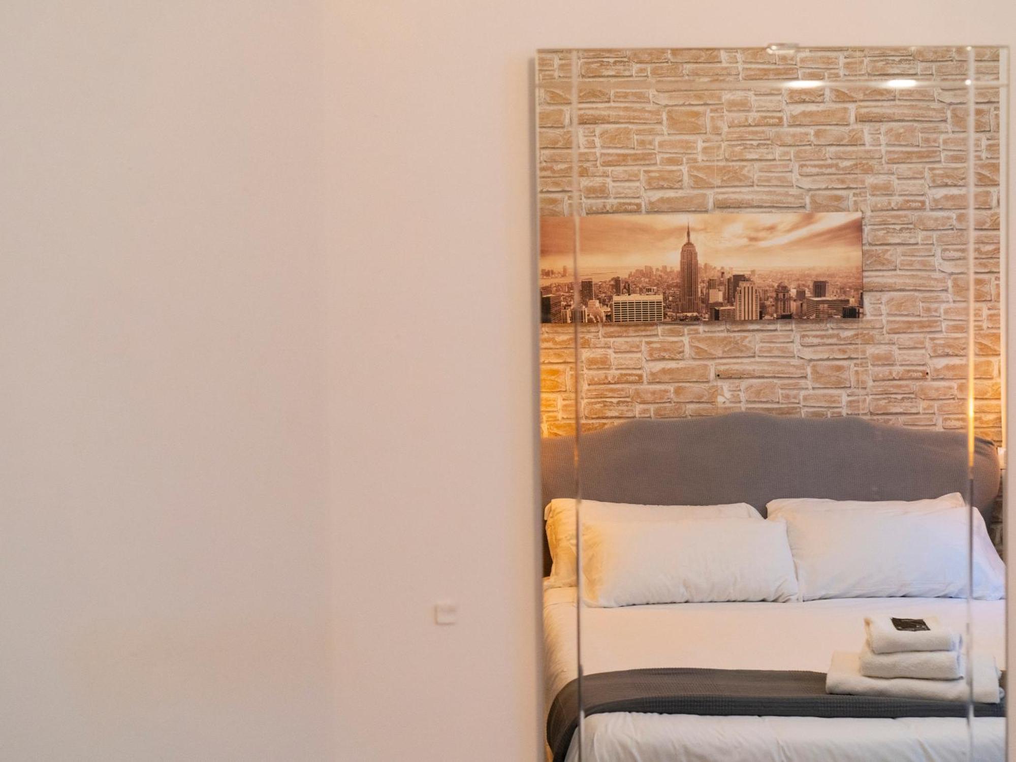 Salotto Piramide Bed & Breakfast Rome Room photo